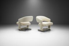 Sculptural Accent Chairs with Metal Legs Europe ca 1960s - 3168351