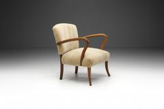 Sculptural Armchair with Curved Arms Europe ca 1950s - 2688989