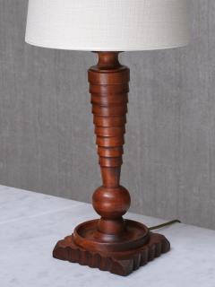Sculptural French Art Deco Tall Table Lamp in Turned Oak and Ivory Shade 1920s - 4492580