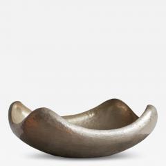 Sculptural Mid Century Centerpiece in Hand Hammered Silver Plated Metal - 4469520