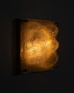 Sculptural Murano Ice Glass Wall Lamp with Brass Backplate Italy 1970s - 4682703