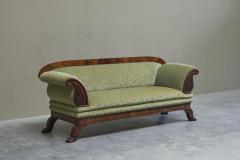 Sculptural Regency Sofa in Figured Mahogany Veneer and Velvet Early 19th Century - 4677305