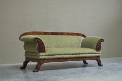 Sculptural Regency Sofa in Figured Mahogany Veneer and Velvet Early 19th Century - 4677312