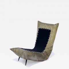 Sculptural Resin Chair - 2813271