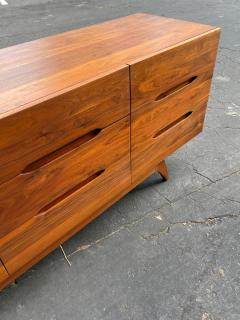 Sculptural Solid Walnut Dresser Circa 1965 - 3831389