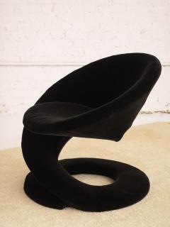 Sculptural Spiral Ribbon Chair in Black Mohair Attributed to Jaymar - 2675547