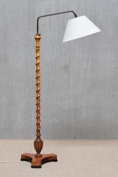 Sculptural Swedish Grace Floor Lamp in Birch and Brass Lundling Sweden 1930s - 4638522