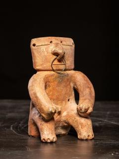 Seated terracotta Figure with nose ring Quimbaya culture ca 100 AD - 4267692