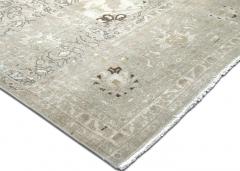 Semi Antique Persian Tabriz Rug 102 x 134  - 4050441
