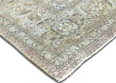 Semi Antique Persian Tabriz Rug 64 x 94  - 4053397