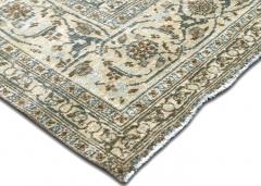 Semi Antique Persian Tabriz Rug 81 x 115  - 4053408
