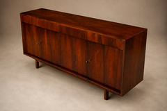 Sergio Rodrigues 1960s Mid Century Modern Credenza by Sergio Rodrigues in Brazilian Rosewood - 4712567