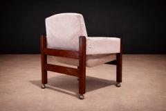 Sergio Rodrigues Jimi Armchair with Wheels in Rosewood Ultra Suede Sergio Rodrigues - 4548585