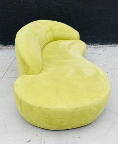 Serpentine Sofa in the Style of Vladimir Kagan - 3157200