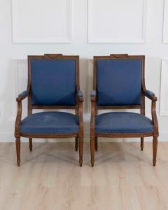 Set Of Four Louis XVI Style Armchairs In Natural Wood - 4611828