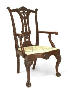 Set of 12 English Chippendale Mahogany Carved Chairs - 1419768