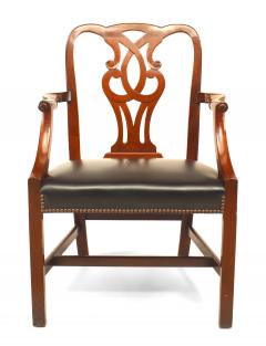 Set of 12 English Georgian Mahogany and Leather Chairs - 1403974