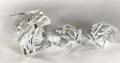 Set of 3 Lucite Table Sculptures - 4197030