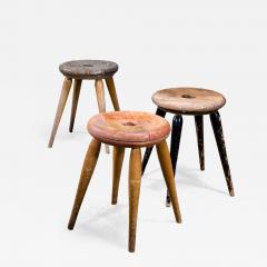 Set of 3 tripod stools - 4825506