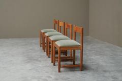 Set of 4 Dining Chairs in Solid Oak and Velvet Belgium 1960s - 4396249