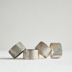 Set of 4 Midcentury Napkin Rings in Patinated Silver - 4608983
