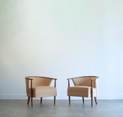 Set of Exposed Walnut Framework Barrel Lounge Chairs C 1950s - 4130600