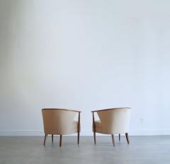 Set of Exposed Walnut Framework Barrel Lounge Chairs C 1950s - 4130602
