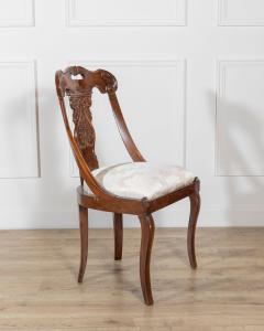Set of Four 19th Century Lombard Gondola Chairs in Carved Walnut - 4367722