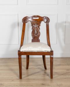 Set of Four 19th Century Lombard Gondola Chairs in Carved Walnut - 4367751