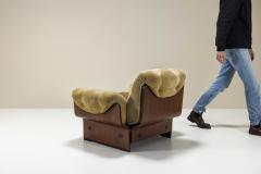 Set of Two Bulky Lounge Chairs in Wood and Velvet Upholstery Italy 1970s - 3966671