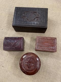 Set of four hand made leather boxes - 3939239