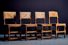 Set of four rustic pinewood chairs - 4483947