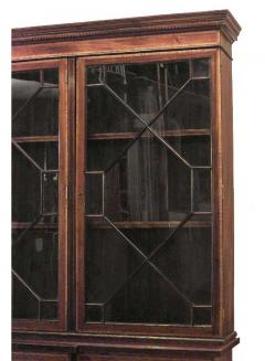 Sheraton Mahogany and Satinwood Breakfront Cabinet - 4630345