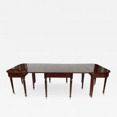 Sheraton Solid Mahogany Extending Dining Table Boston circa 1810 - 790948