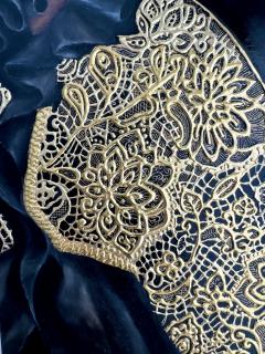 Shirley Yang Crutchfield Golden Sleeve - 4266757
