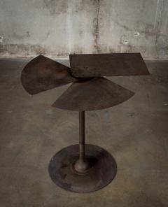 Side Table with Metal Leaves - 623652