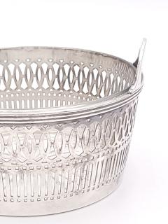 Silver Plate Basket with Glass Liner England circa 1930 - 4399297