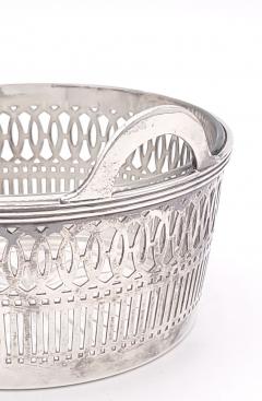 Silver Plate Basket with Glass Liner England circa 1930 - 4399298