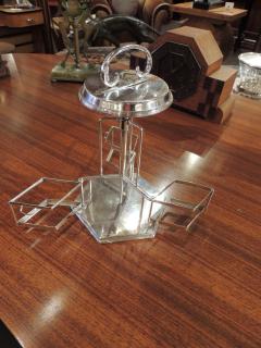 Silver and Glass Swingout Tantalus - 1418342