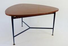 Silvio Cavatorta Fine three feet Silvio Cavatorta large teak triangular round dining table 1950 - 1936573