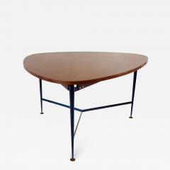 Silvio Cavatorta Fine three feet Silvio Cavatorta large teak triangular round dining table 1950 - 1953128
