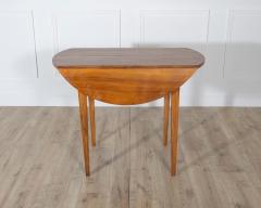 Small 19th Century French Walnut Extension Dining Table with One Leaf - 4282315