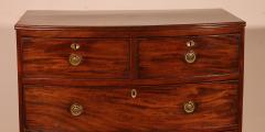 Small Bowfront Mahogany Chest Of Drawers Circa 1800 - 3860942