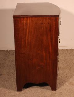 Small Bowfront Mahogany Chest Of Drawers Circa 1800 - 3860946