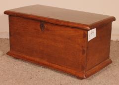 Small Colonial Chest 18th Century - 3322374