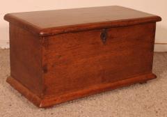 Small Colonial Chest 18th Century - 3322377