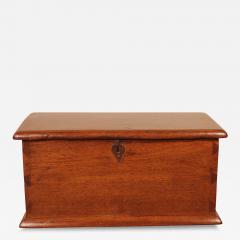 Small Colonial Chest 18th Century - 3324237
