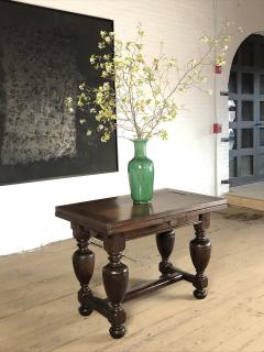 Small Dutch Baroque 17th Century Oak Draw leaf Center table - 1626099