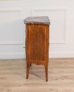 Small Italian Louis XV Period Curved Chest of Drawers in Walnut 18th Century - 4507221