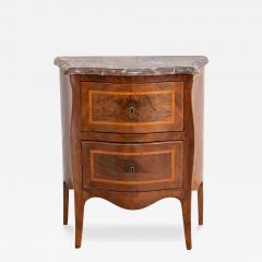 Small Italian Louis XV Period Curved Chest of Drawers in Walnut 18th Century - 4508368